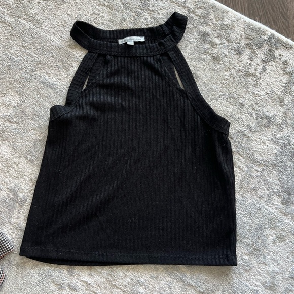 Black Ribbed Tank Top - Picture 1 of 2